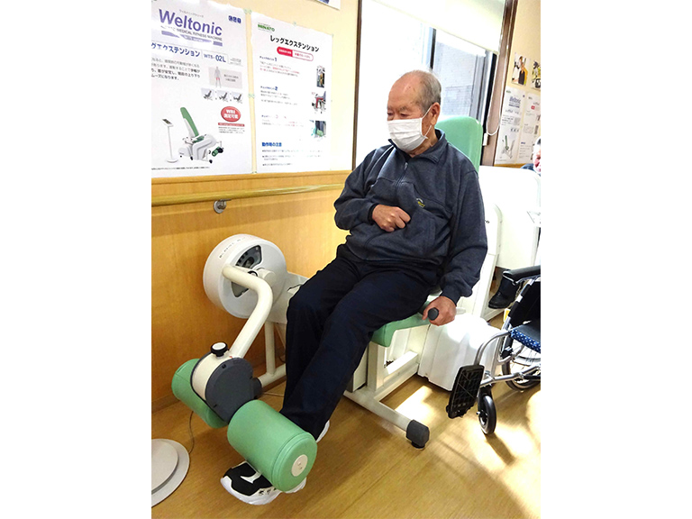 リハビリ中
